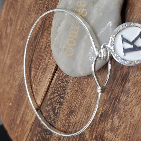 B2740 initial K customized charm bracelet - Picture 3 of 3